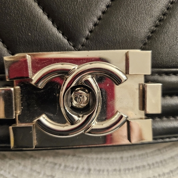 Chanel Flap Boy In New Medium - Picture 7 of 15